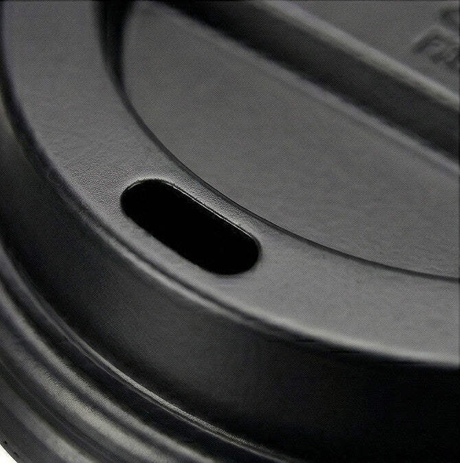 62mm black domed sip-through lid - close-up of sip-through opening slot