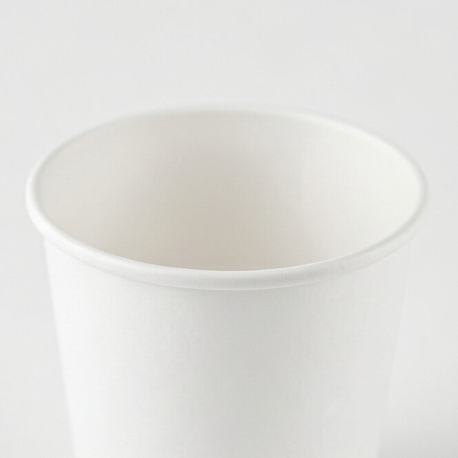 Close-up of the wide mouth and rolled rim of a white paper soup container 16oz, showing the smooth interior.